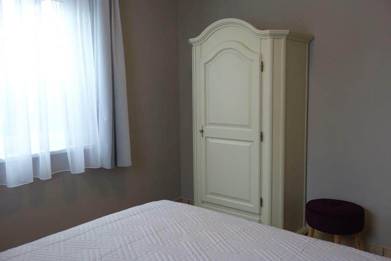 Moderne Ferienwohnung In Potsdam, Sehr Komfortabel, Ruhige Lage Bagian luar foto